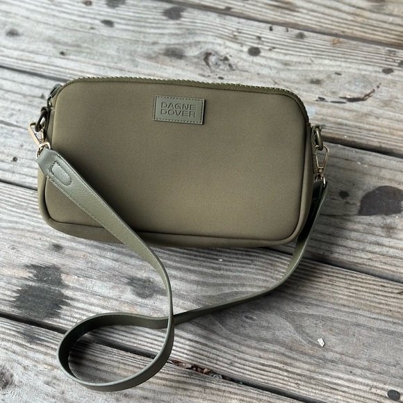 Dagne Dover Green Crossbody Bag - Picture 1 of 12